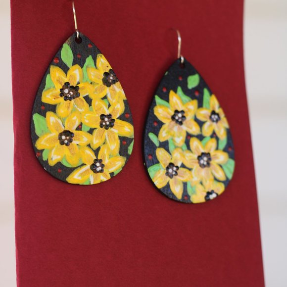 Sunflower Hand painted Earrings Light and custom - Picture 3 of 8